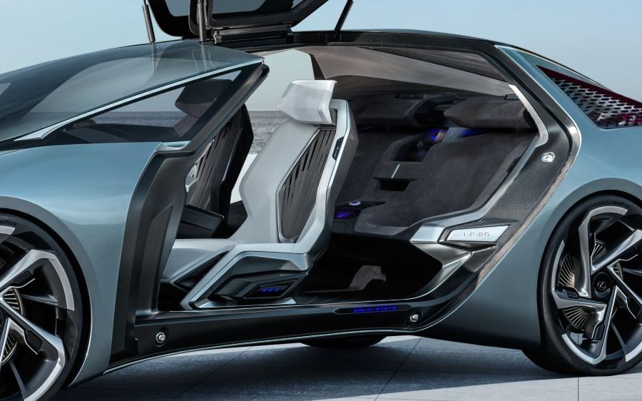Интерьер Lexus LF-30 Electrified 2019 года  (фото 14 из 82)
